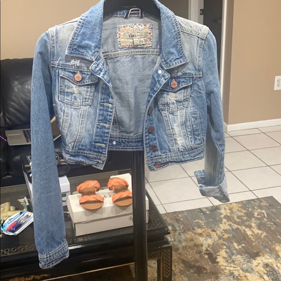 Jean Jacket - Picture 4 of 8